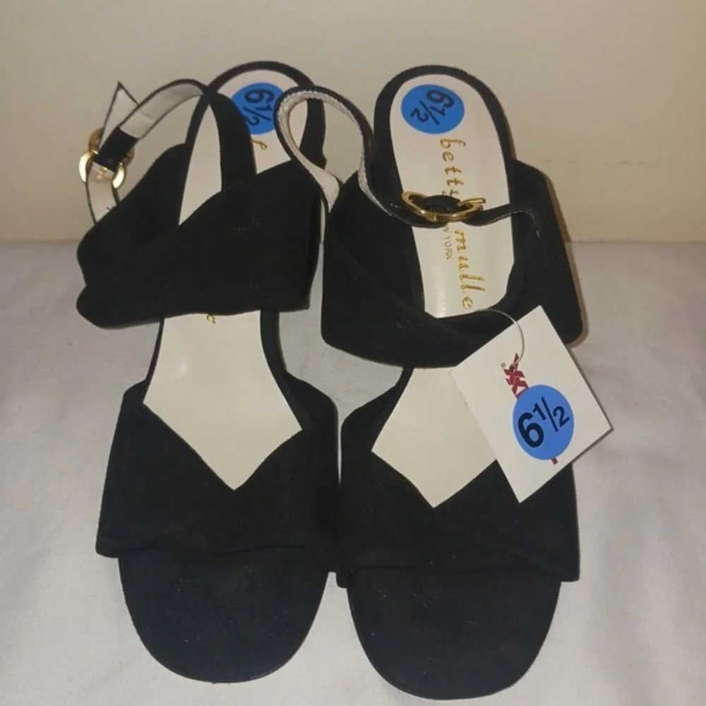 Bettye Muller Black Suede Block Heel Mary‎ Jane Pumps Shoes Womens Size 6.5